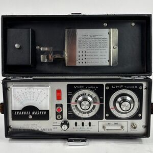 Channel Master 7275 Solid State Field Strength Meter VHF UHF Vintage Japan Case